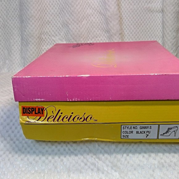 Delicioso Heels - Picture 9 of 9